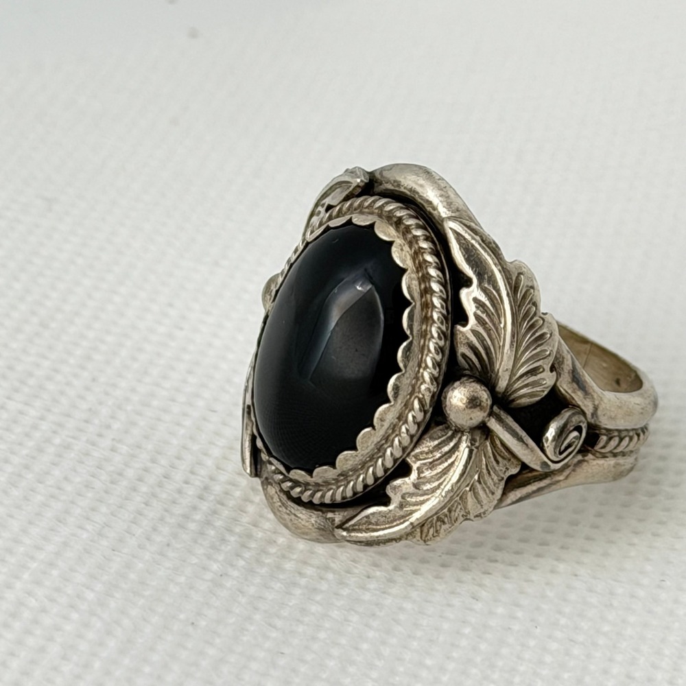 Richard Begay Navajo Sterling Silver Onyx Leaf Ring Size 13 Vintage